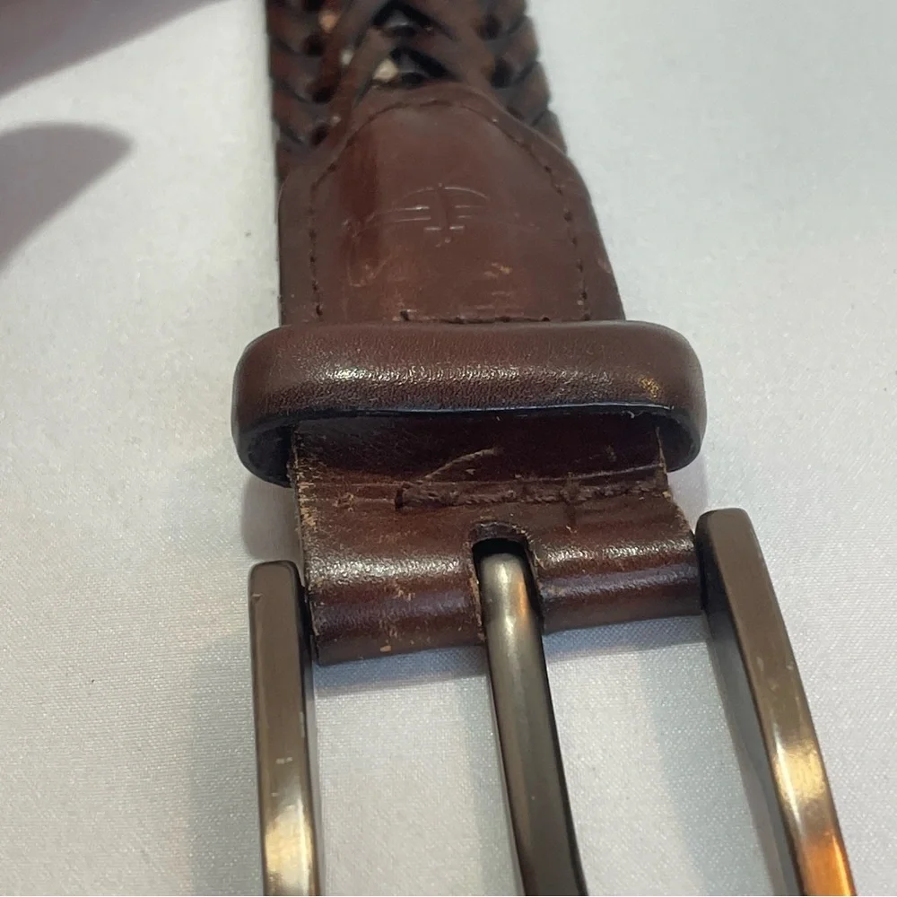 Men's Brown Leather Belt bonded lacing. Size 40. Used some wear noted in pics.
